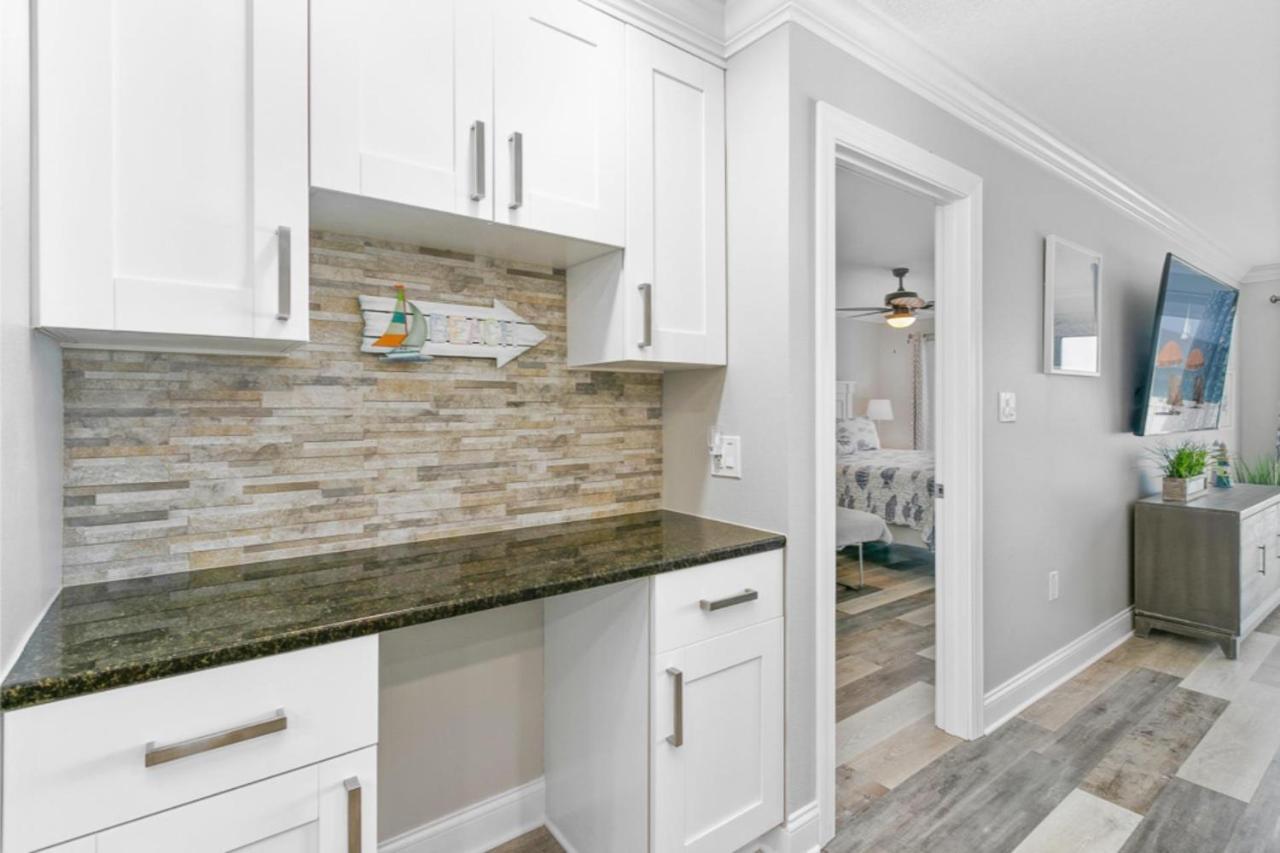 Gorgeous 3 Bedroom Condo In The Perfect Locationseaoats302 St. Pete Beach Zewnętrze zdjęcie